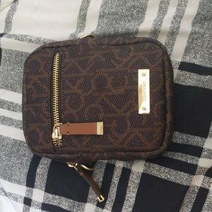 COPY - Calvin Klein Crossbody